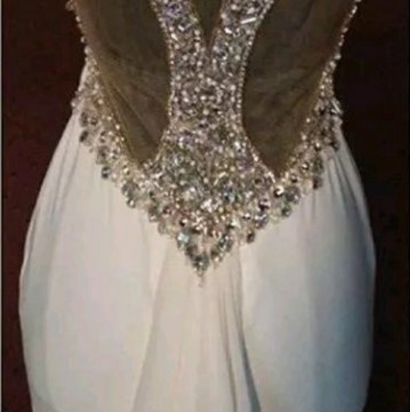 Bling with a twist gown - Picture 7 of 8